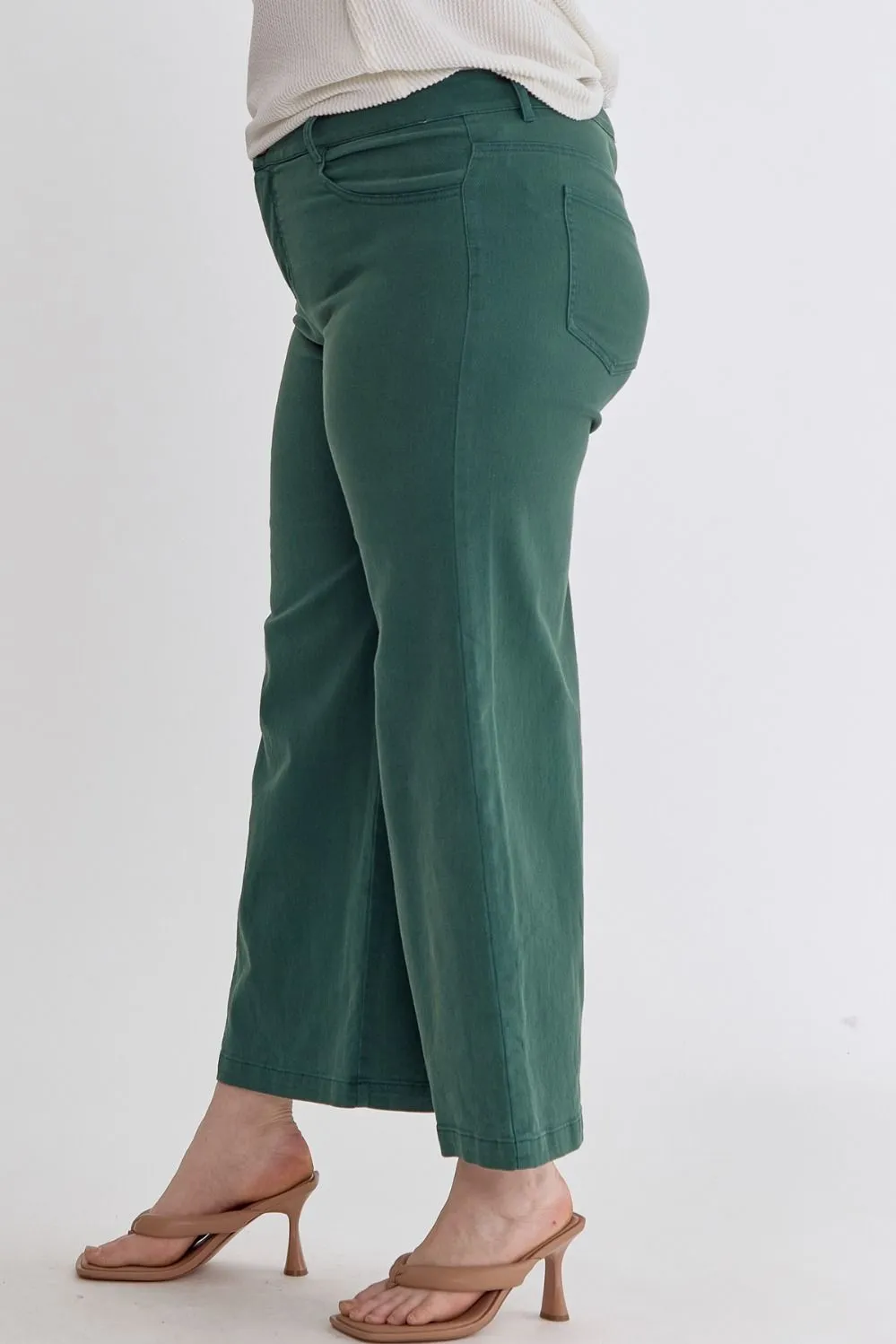 High Waisted Jeans - Plus