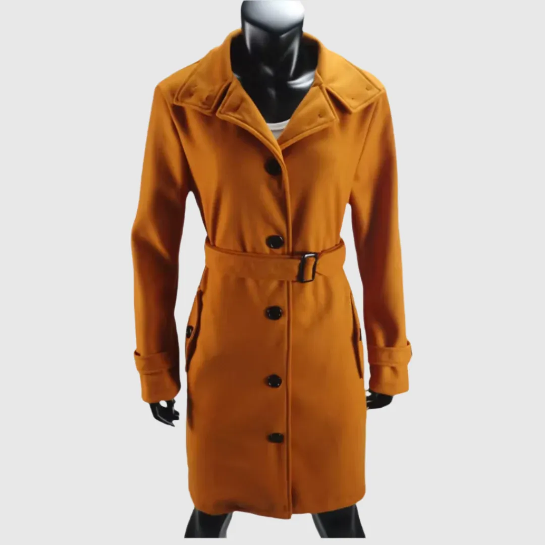 Phoebe | Gracefully Tailored Coat